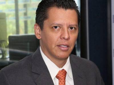 EL SALVADOR: “El objetivo del presidente es concentrar poder”